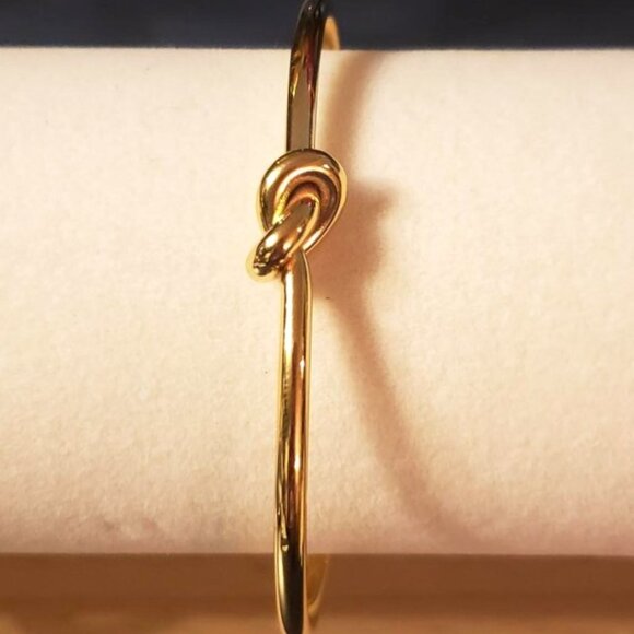 NWT Gold knotted cuff bracelet Stainless Steel / Bracelet Manchette - Picture 5 of 5